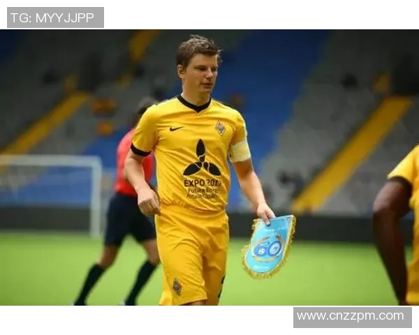 足球明星克劳奇的传奇人生与绿茵场上的辉煌成就揭秘 足球明星克劳奇的传奇人生与绿茵场上的辉煌成就揭秘